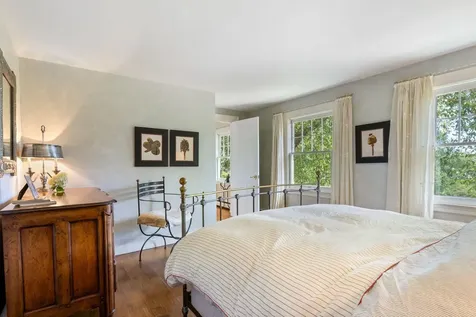 276 Exeter Road Hampton Falls NH 03844