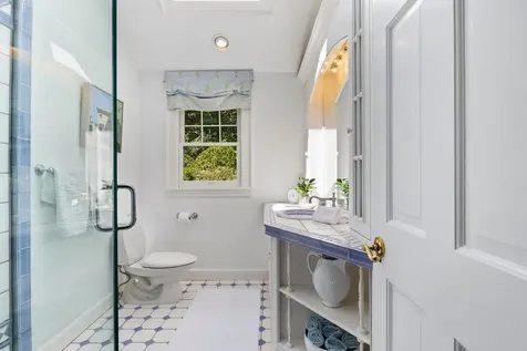 276 Exeter Road Hampton Falls NH 03844