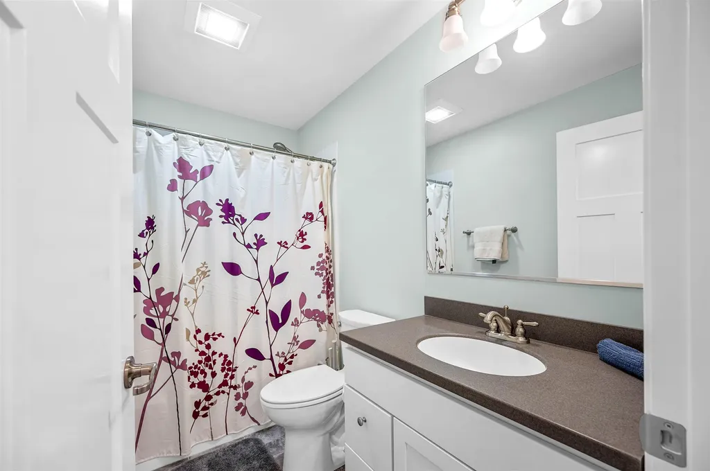 34 Fairway Drive Stowe VT 05661