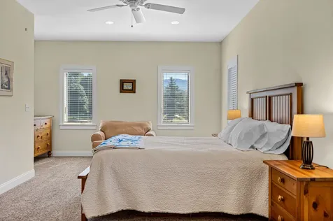 34 Fairway Drive Stowe VT 05661