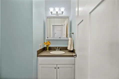 34 Fairway Drive Stowe VT 05661