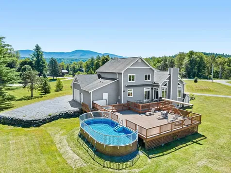 34 Fairway Drive Stowe VT 05661