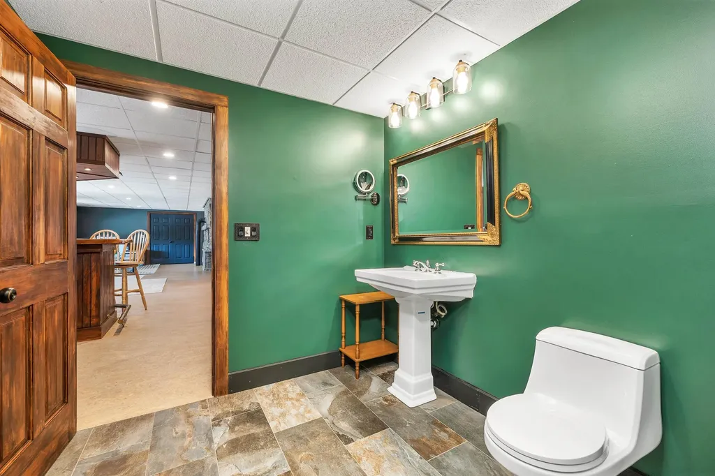 423 Taft Family Road Hartford VT 05059