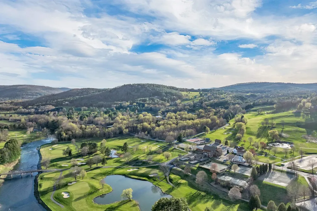 423 Taft Family Road Hartford VT 05059