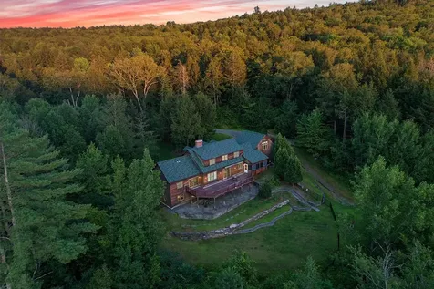 423 Taft Family Road Hartford VT 05059