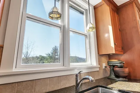 423 Taft Family Road Hartford VT 05059