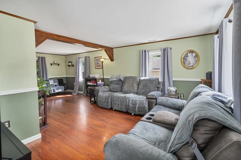 5 Short Street Jaffrey NH 03452