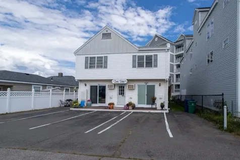 19 Fuller Acres Drive Hampton NH 03842