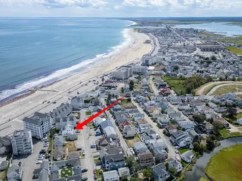 19 Fuller Acres Drive Hampton NH 03842