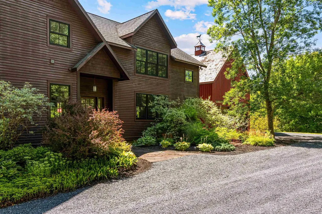 1931 Hillview Road Richmond VT 05477