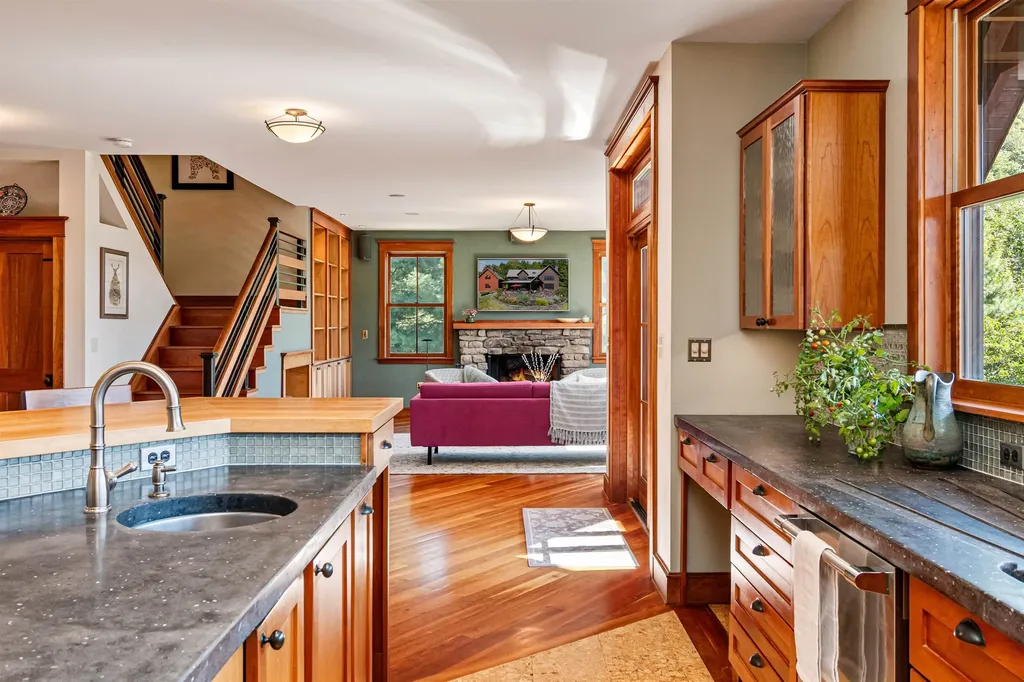 1931 Hillview Road Richmond VT 05477