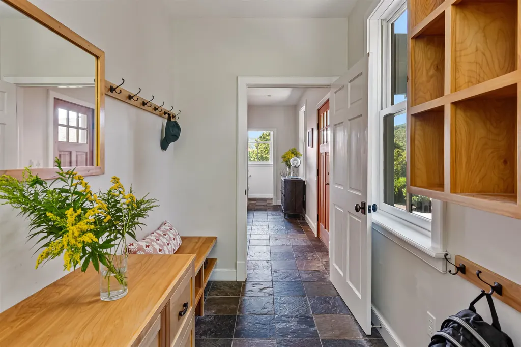 1931 Hillview Road Richmond VT 05477