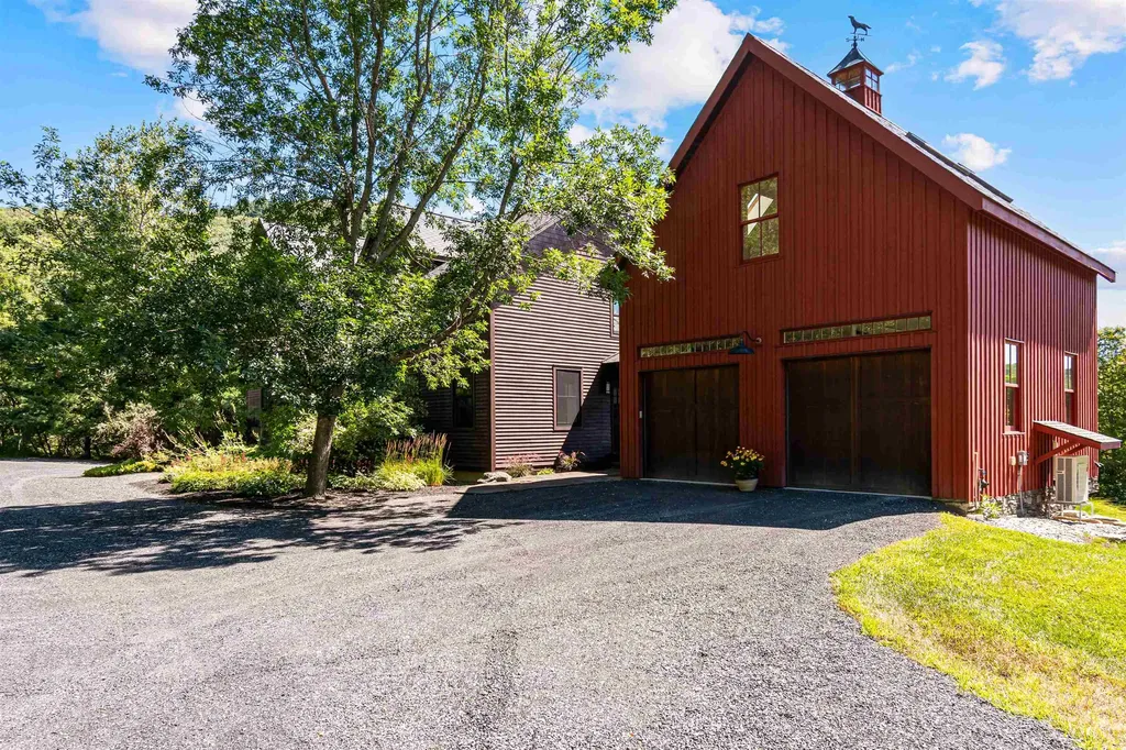 1931 Hillview Road Richmond VT 05477