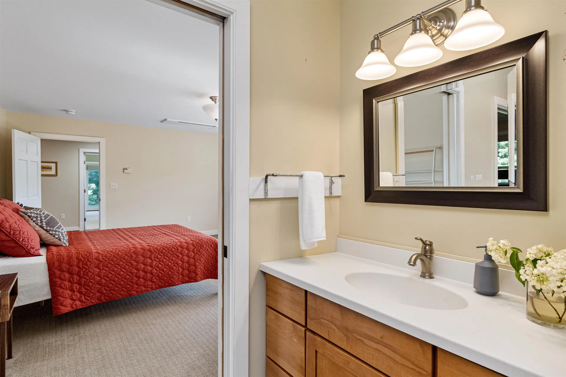 1931 Hillview Road Richmond VT 05477