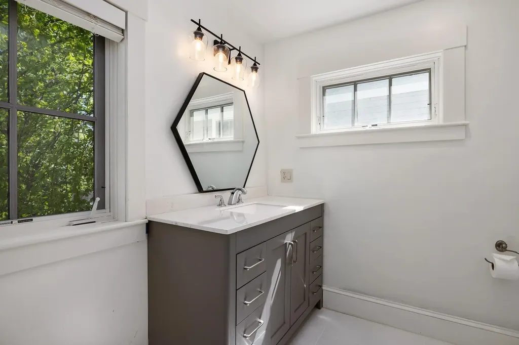 30 Spring Street Portsmouth NH 03801