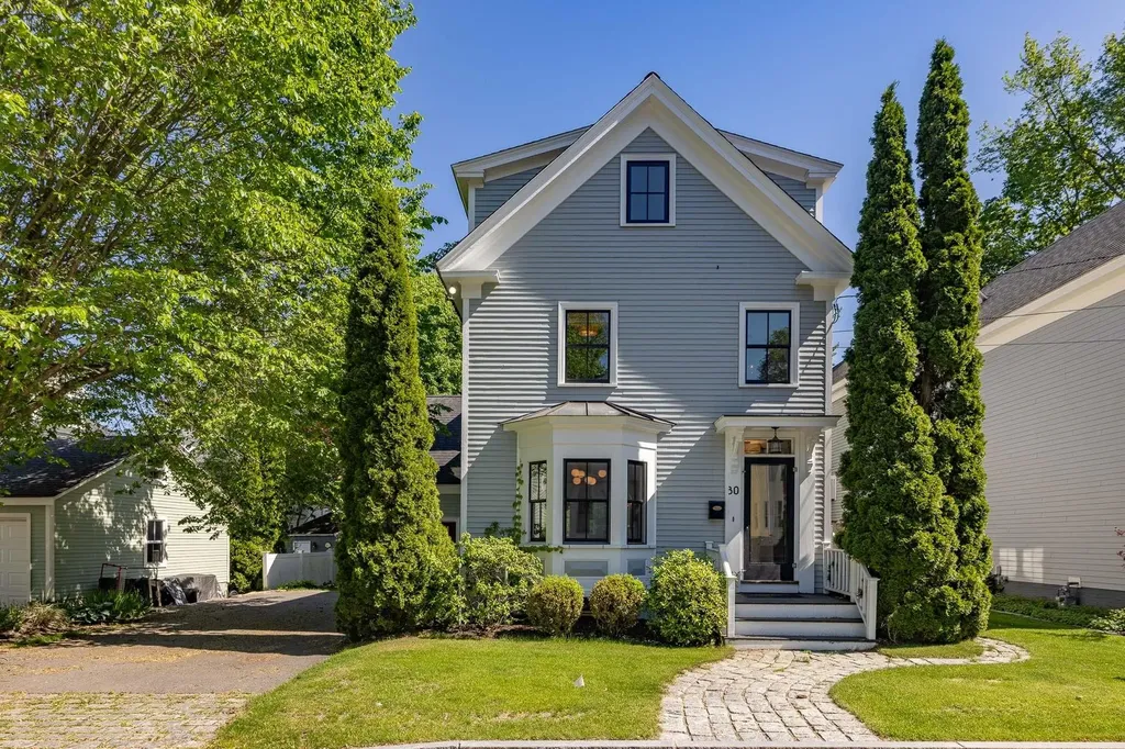 30 Spring Street Portsmouth NH 03801