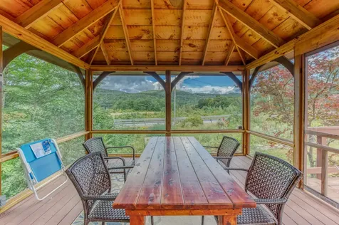 443 Eastside Road Woodstock NH 03262