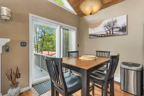 9 Warbonnet Lane Gilmanton NH 03237