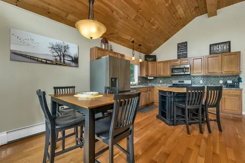 9 Warbonnet Lane Gilmanton NH 03237