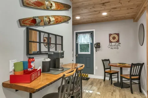 9 Warbonnet Lane Gilmanton NH 03237