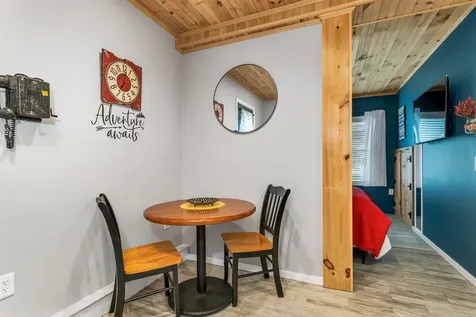 9 Warbonnet Lane Gilmanton NH 03237