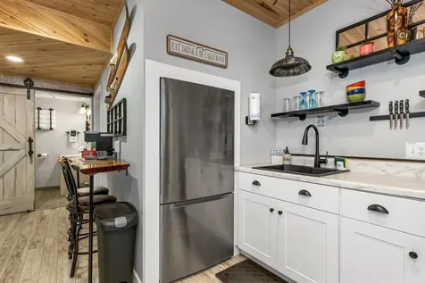 9 Warbonnet Lane Gilmanton NH 03237