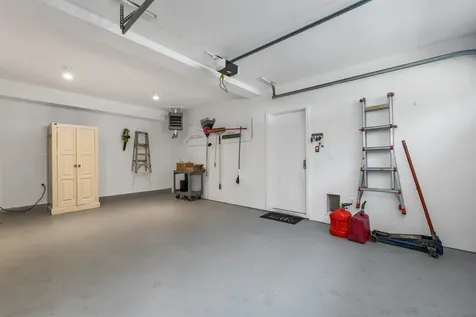 9 Warbonnet Lane Gilmanton NH 03237