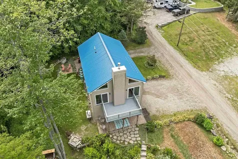 9 Warbonnet Lane Gilmanton NH 03237