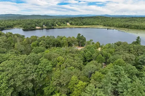 9 Warbonnet Lane Gilmanton NH 03237