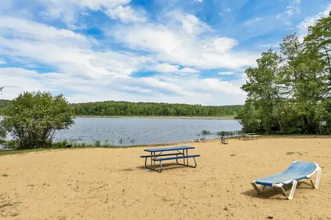 9 Warbonnet Lane Gilmanton NH 03237