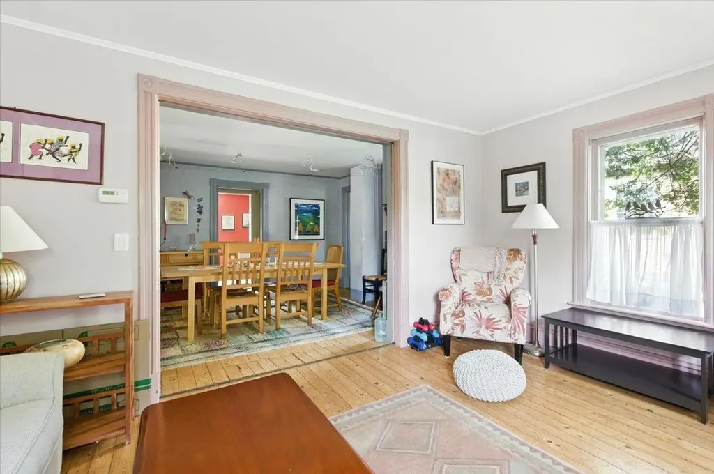 1066 Falls Road Shelburne VT 05482