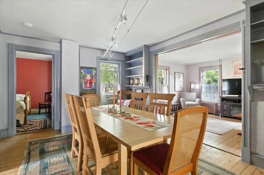 1066 Falls Road Shelburne VT 05482