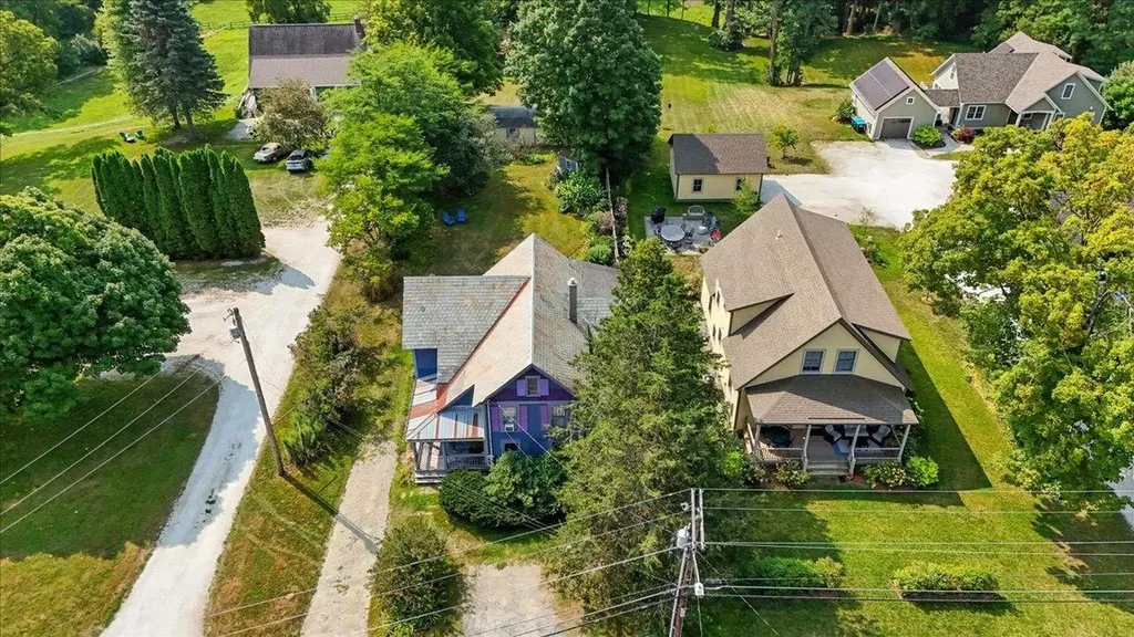 1066 Falls Road Shelburne VT 05482