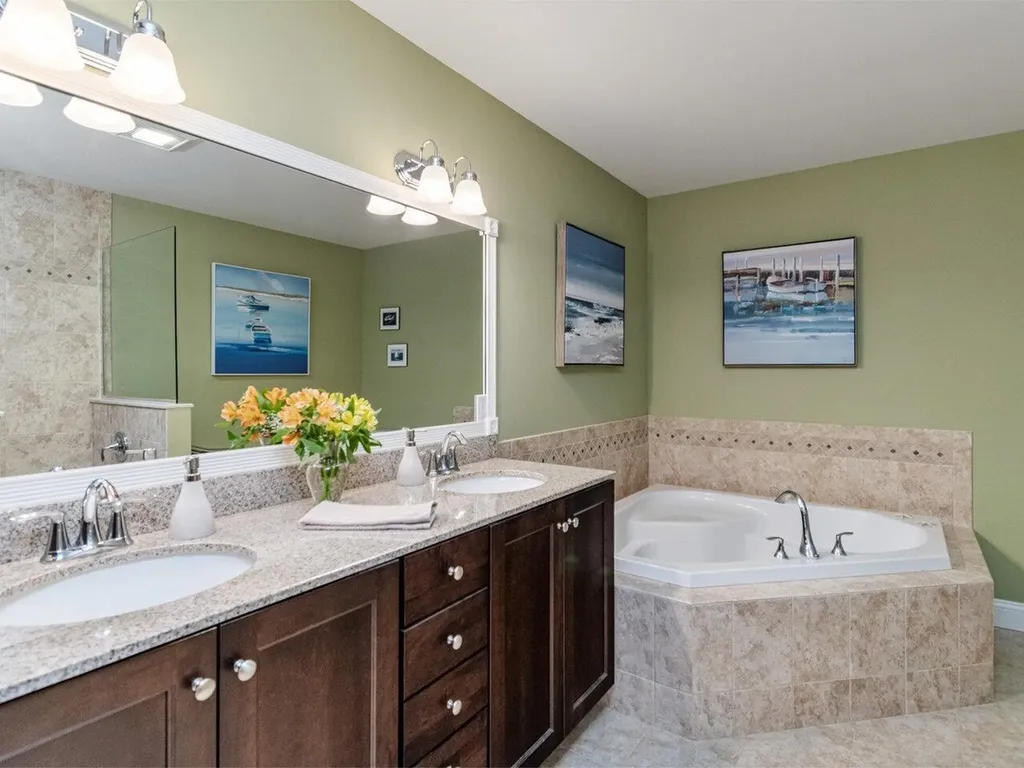 400 Annas Court Colchester VT 05446