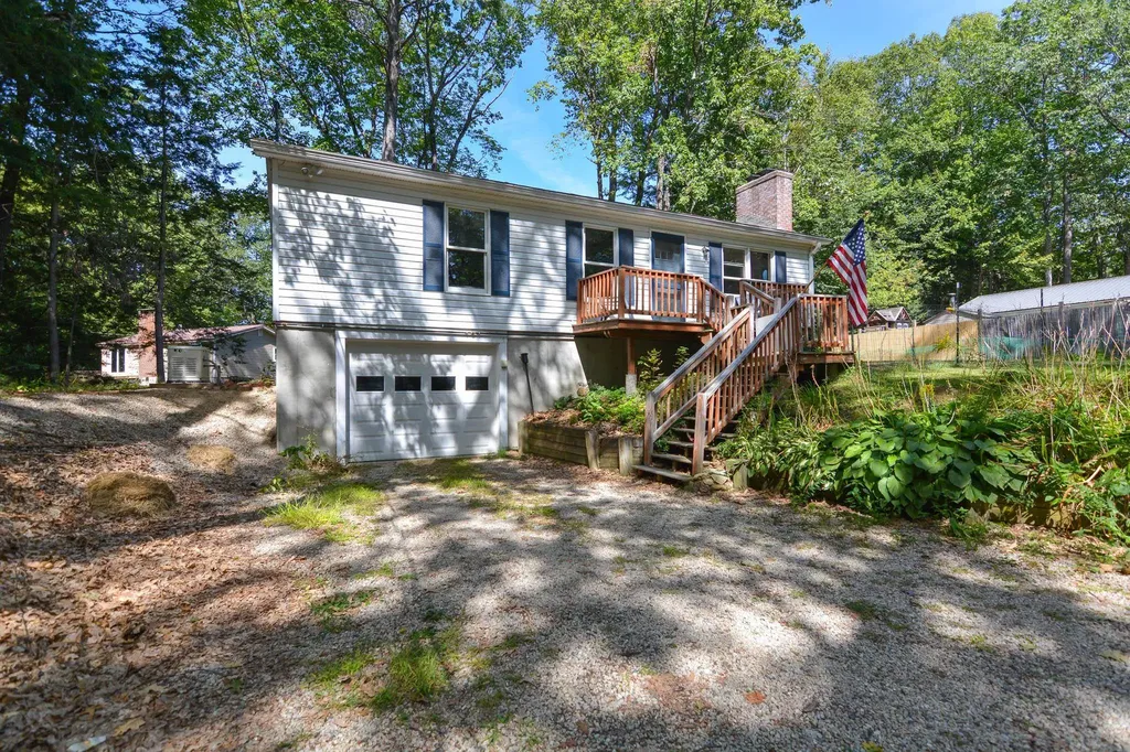 50 Windsor Way Barnstead NH 03225