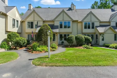 60 Dorchester Way Nashua NH 03064