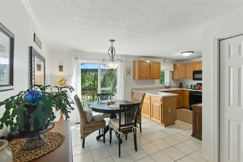 60 Dorchester Way Nashua NH 03064