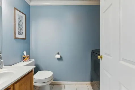 60 Dorchester Way Nashua NH 03064