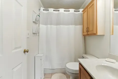 60 Dorchester Way Nashua NH 03064