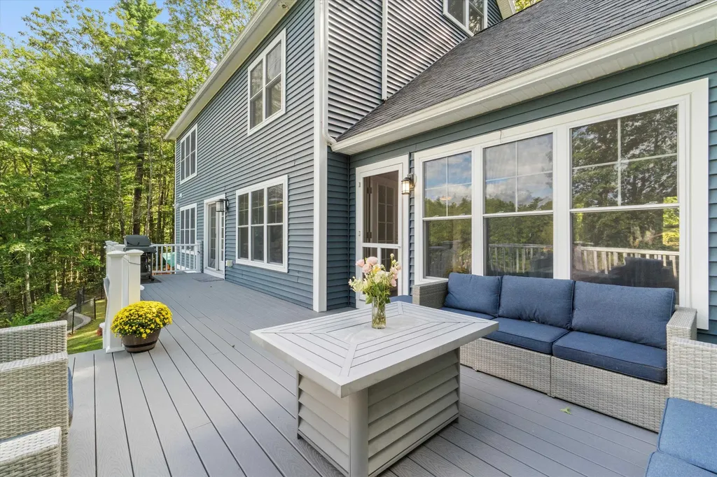 116 Martin Road Weare NH 03281