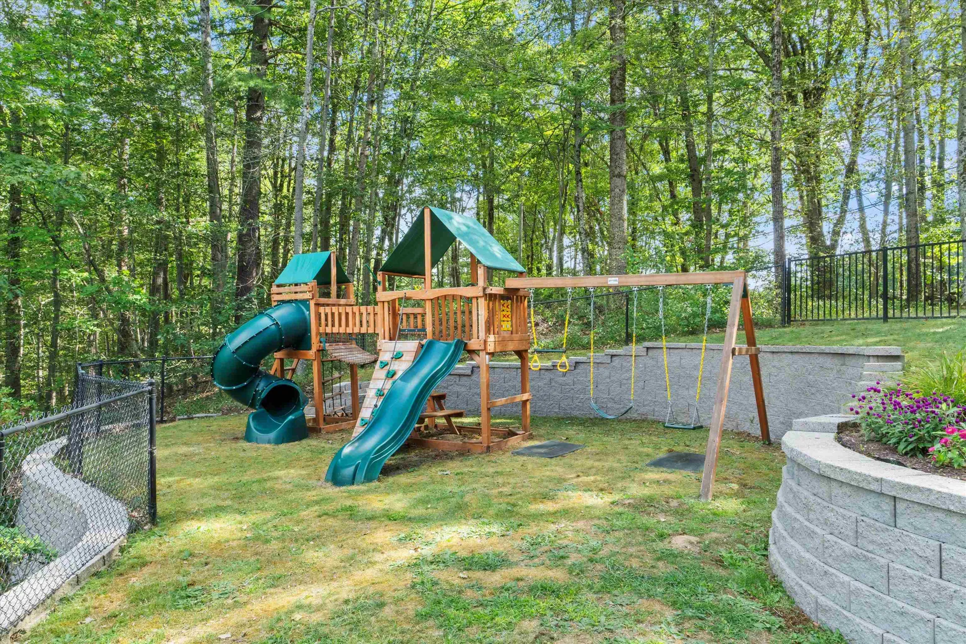 116 Martin Road Weare NH 03281