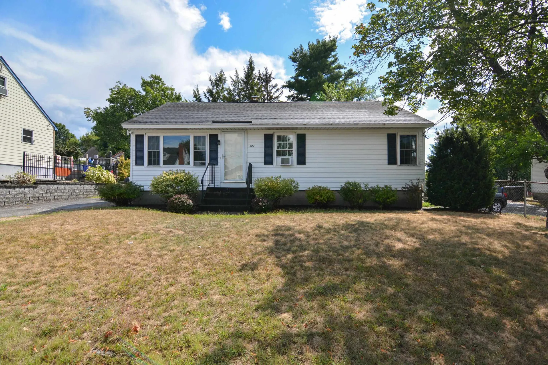 527 Clay Street Manchester NH 03103