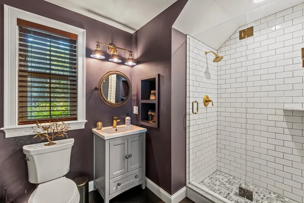 2 2nd Street Windham NH 03087