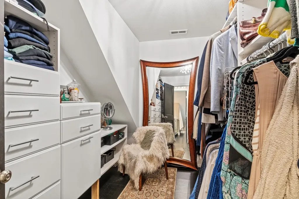 2 2nd Street Windham NH 03087