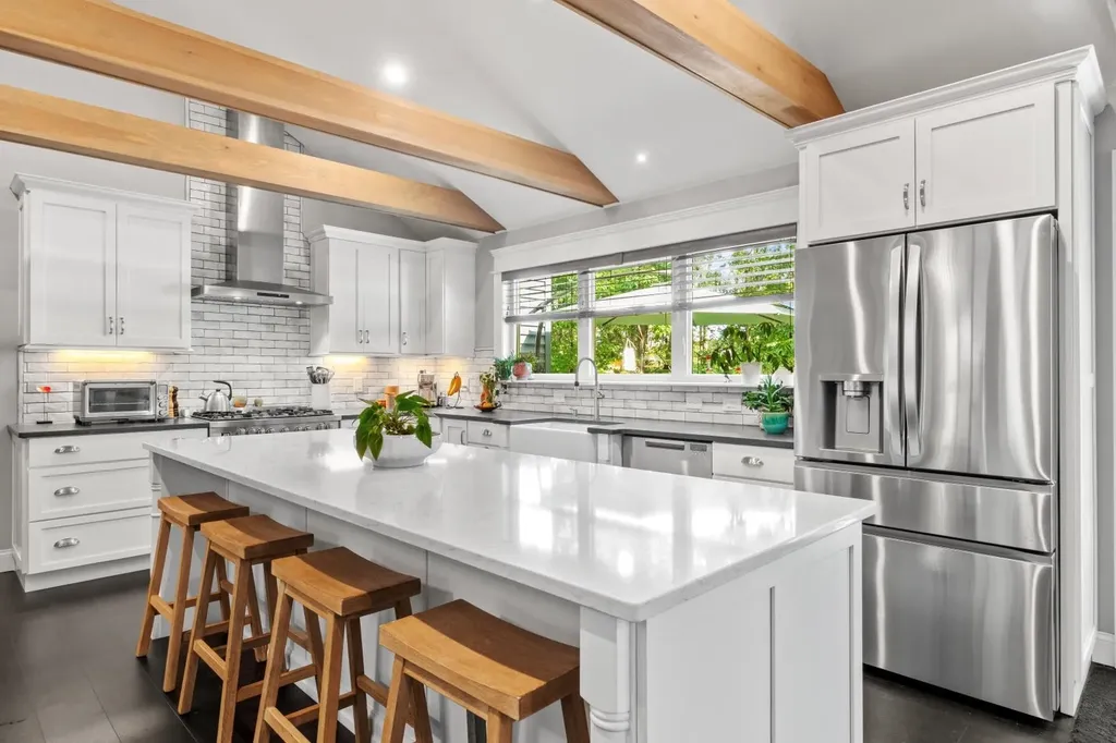 2 2nd Street Windham NH 03087