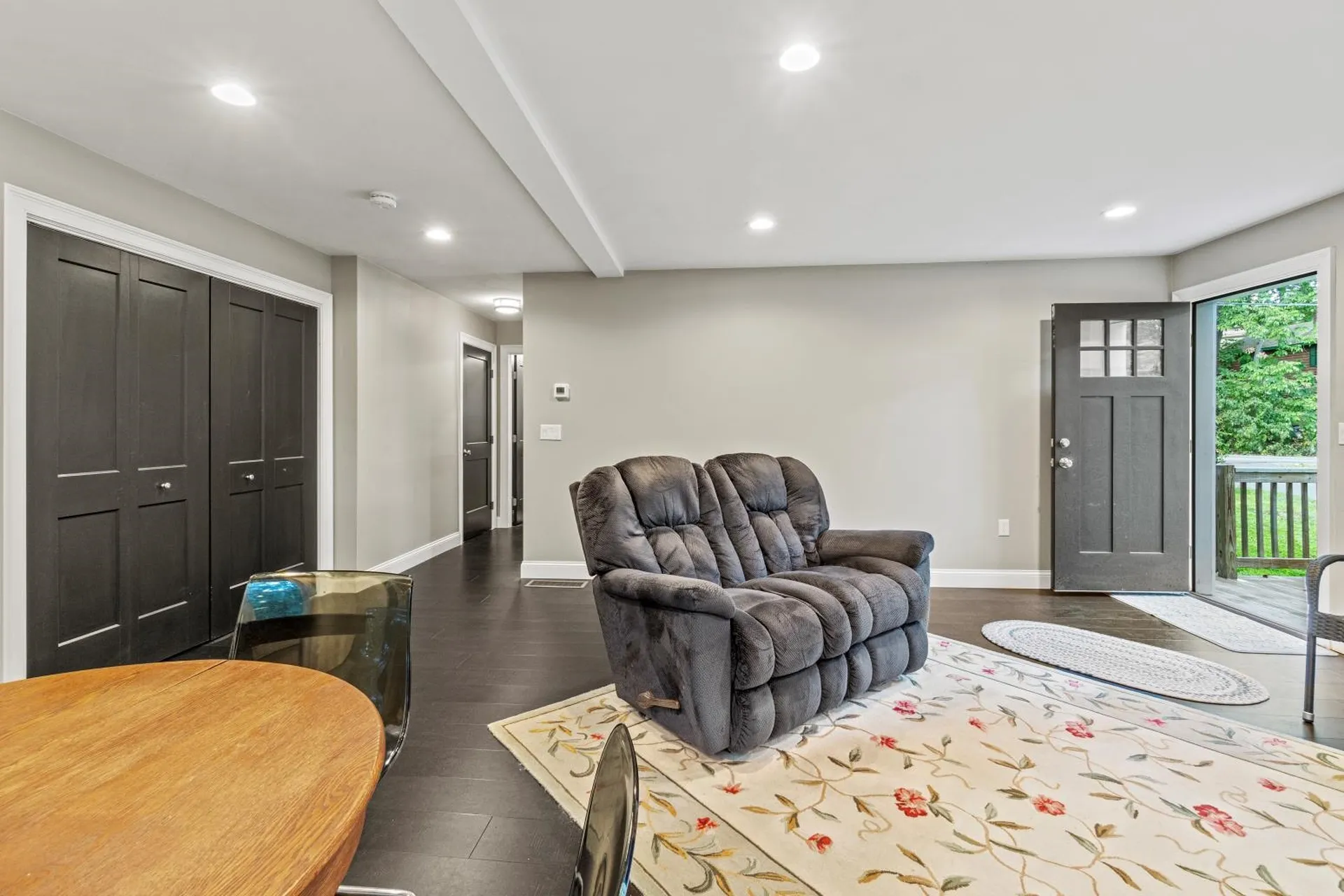 2 2nd Street Windham NH 03087