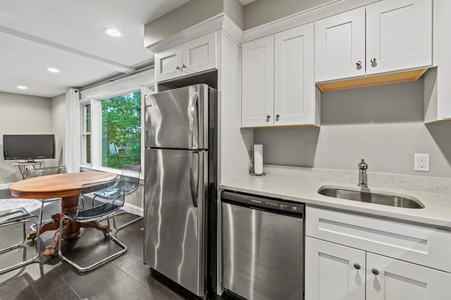 2 2nd Street Windham NH 03087