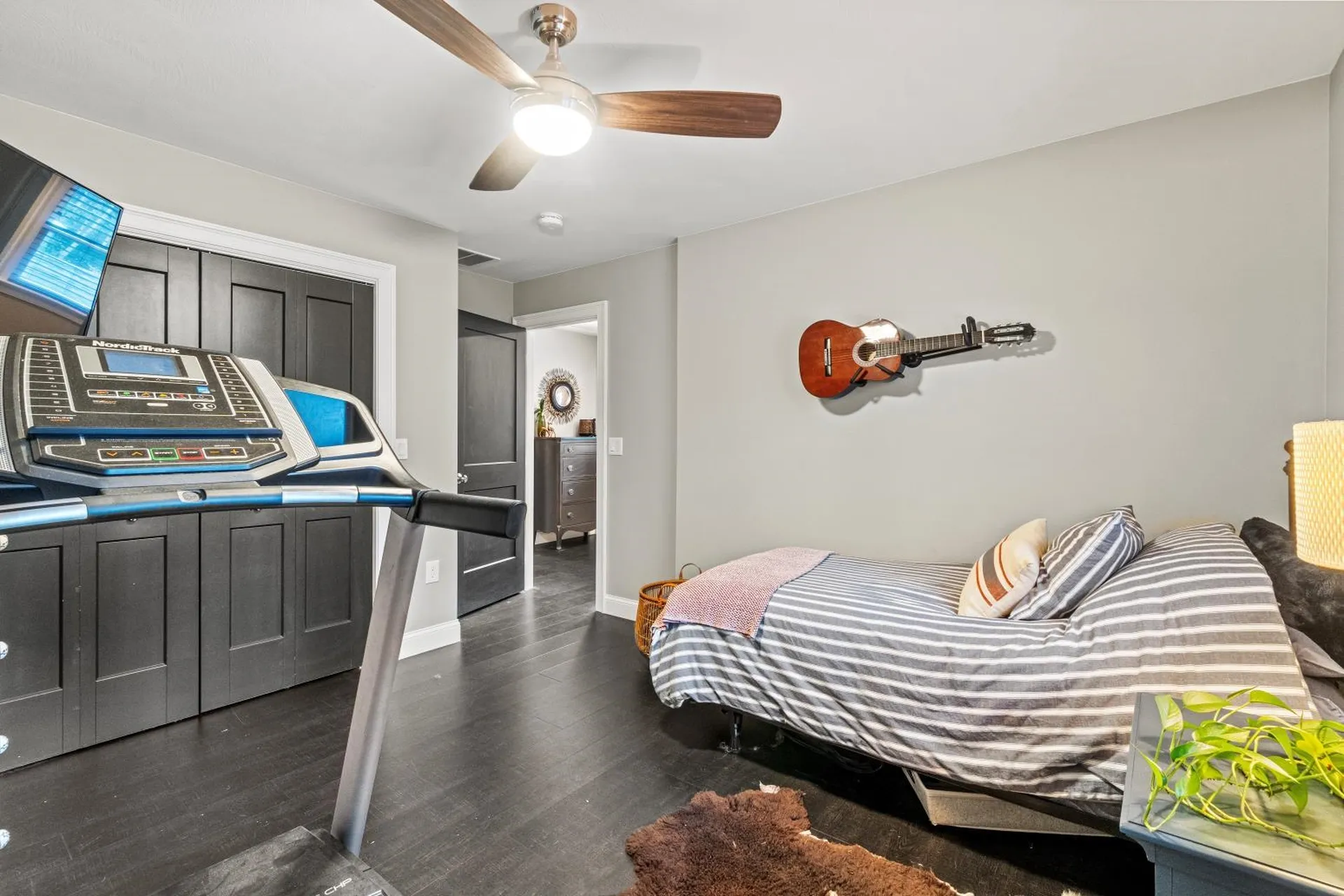 2 2nd Street Windham NH 03087