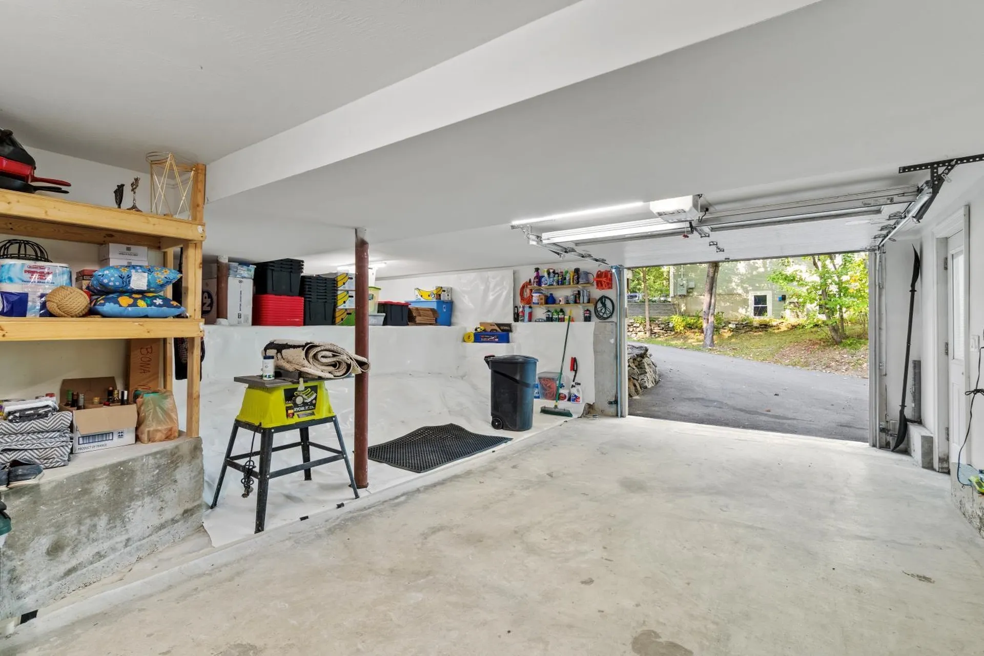 2 2nd Street Windham NH 03087