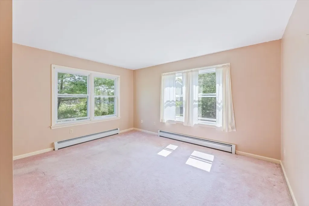 24 West Ridge Drive Peterborough NH 03458